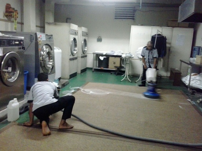 Jasa cuci karpet di Bali