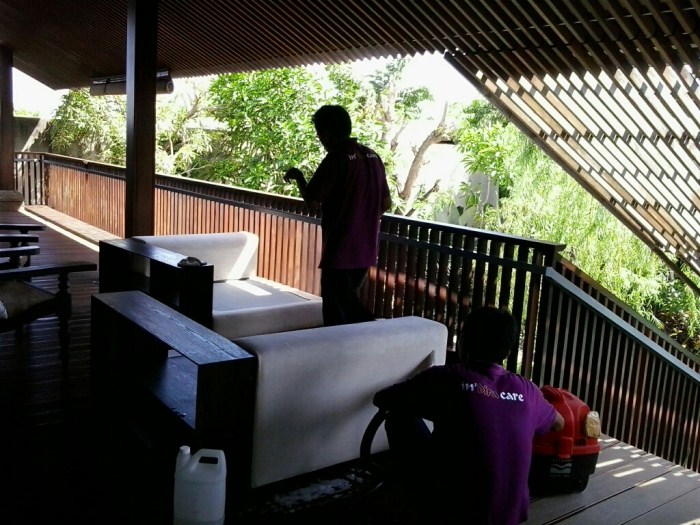 Jasa cuci sofa bed di Bali